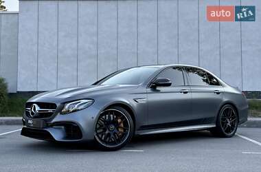 Седан Mercedes-Benz E-Class 2018 в 