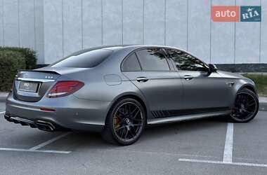 Седан Mercedes-Benz E-Class 2018 в 