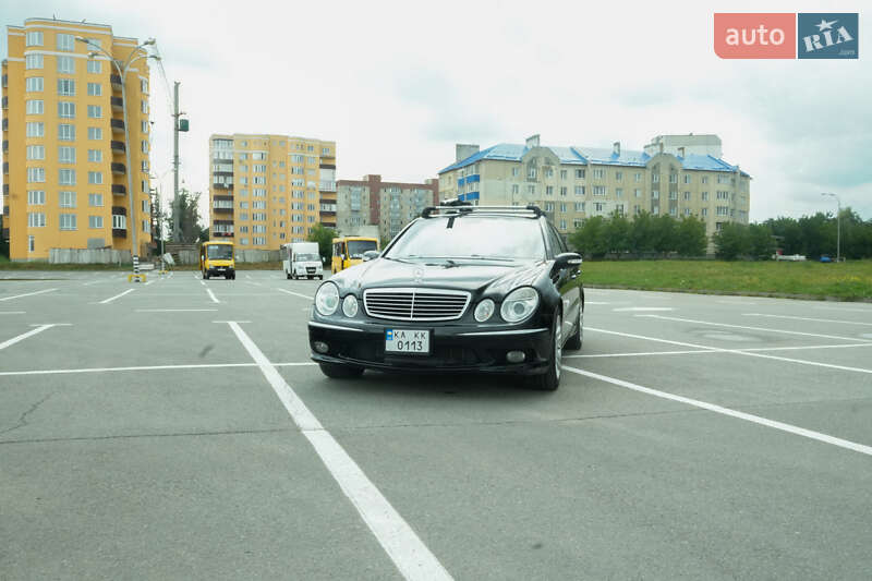 Седан Mercedes-Benz E-Class 2002 в Киеве