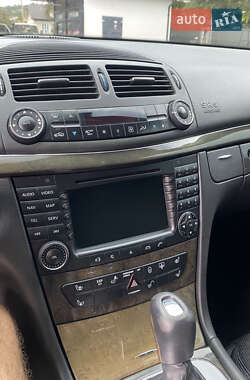 Седан Mercedes-Benz E-Class 2002 в 