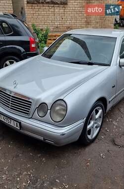 Седан Mercedes-Benz E-Class 1998 в Кривому Розі