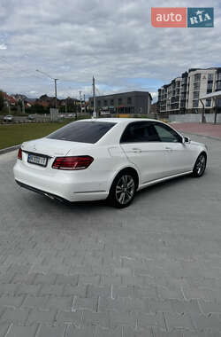 Седан Mercedes-Benz E-Class 2015 в 