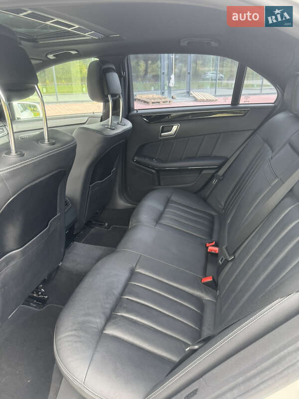 Седан Mercedes-Benz E-Class 2015 в Рівному