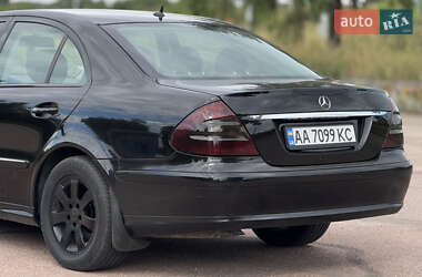 Седан Mercedes-Benz E-Class 2008 в 