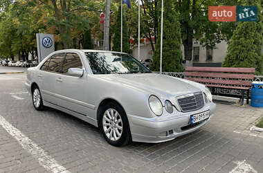 Седан Mercedes-Benz E-Class 2002 в Одессе