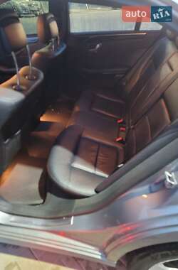 Седан Mercedes-Benz E-Class 2010 в 