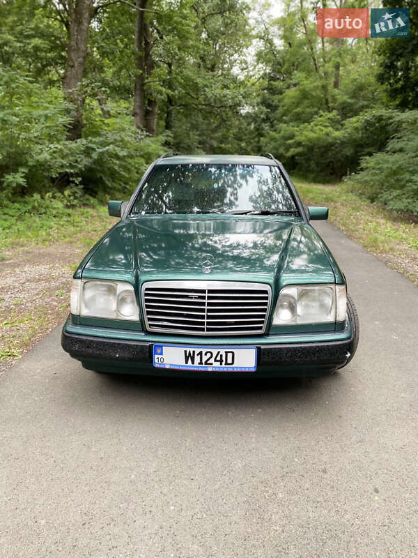 Универсал Mercedes-Benz E-Class 1995 в Попельне