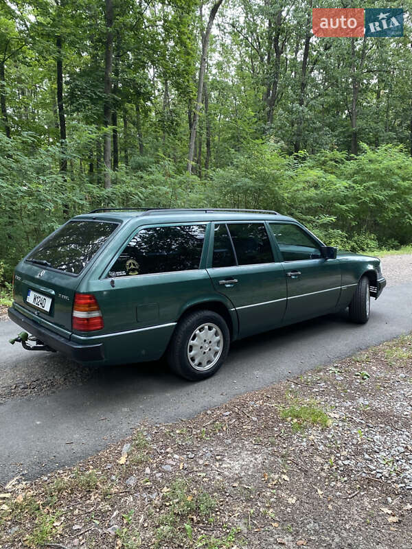 Универсал Mercedes-Benz E-Class 1995 в Попельне