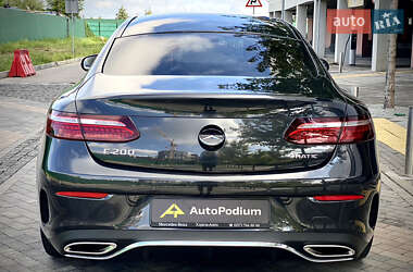 Купе Mercedes-Benz E-Class 2021 в 