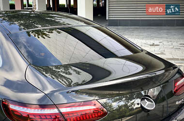 Купе Mercedes-Benz E-Class 2021 в 