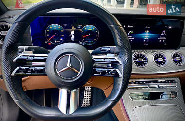 Купе Mercedes-Benz E-Class 2021 в 