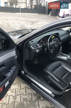 Седан Mercedes-Benz E-Class 2010 в 