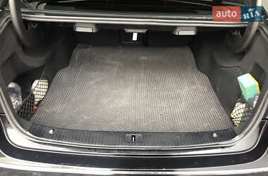 Седан Mercedes-Benz E-Class 2010 в 