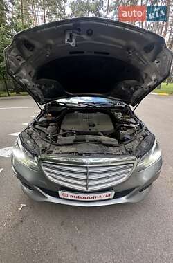 Универсал Mercedes-Benz E-Class 2013 в 