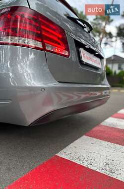 Универсал Mercedes-Benz E-Class 2013 в 