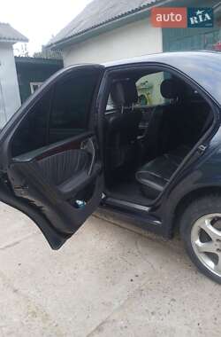 Седан Mercedes-Benz E-Class 2000 в 