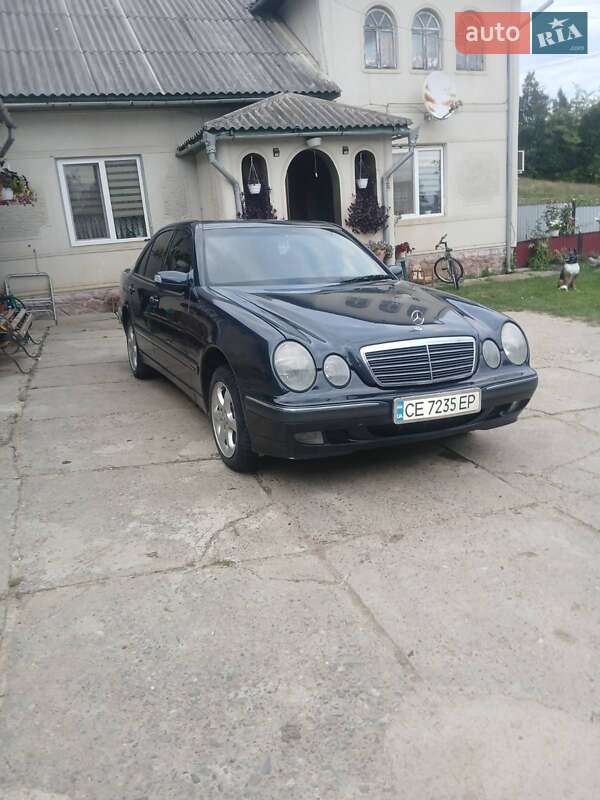 Седан Mercedes-Benz E-Class 2000 в Черновцах