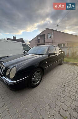 Седан Mercedes-Benz E-Class 1997 в 
