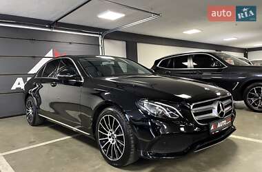 Седан Mercedes-Benz E-Class 2018 в Львове