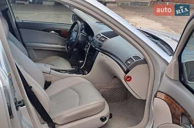 Седан Mercedes-Benz E-Class 2004 в 