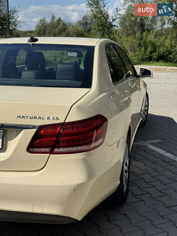 Седан Mercedes-Benz E-Class 2014 в Хмельницком