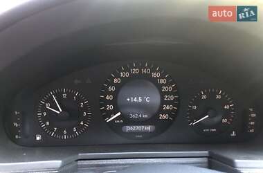 Седан Mercedes-Benz E-Class 2002 в 