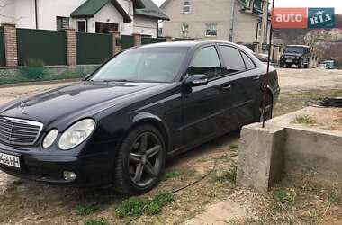 Седан Mercedes-Benz E-Class 2002 в 