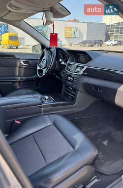 Седан Mercedes-Benz E-Class 2012 в 