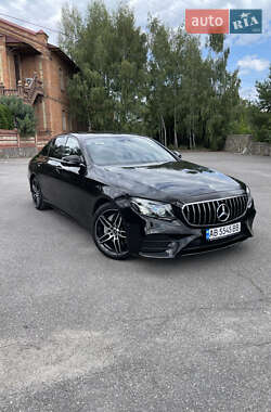 Седан Mercedes-Benz E-Class 2018 в Гнивани
