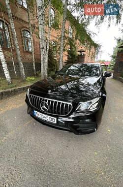 Седан Mercedes-Benz E-Class 2018 в  фото 6 Седан Mercedes-Benz E-Class 2018 в