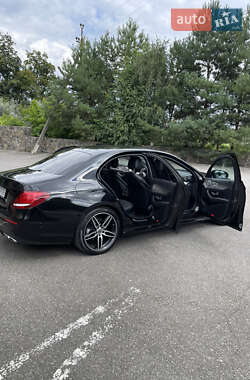 Седан Mercedes-Benz E-Class 2018 в  фото 17 Седан Mercedes-Benz E-Class 2018 в
