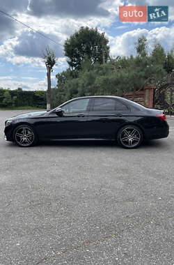 Седан Mercedes-Benz E-Class 2018 в  фото 25 Седан Mercedes-Benz E-Class 2018 в