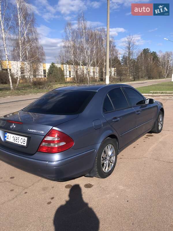 Седан Mercedes-Benz E-Class 2005 в Славутичі