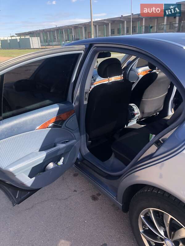 Седан Mercedes-Benz E-Class 2005 в Славутичі