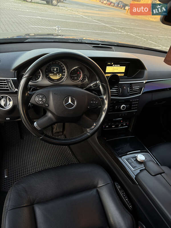 Седан Mercedes-Benz E-Class 2012 в Черновцах фото 6 Седан Mercedes-Benz E-Class 2012 в Черновцах