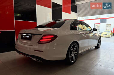 Седан Mercedes-Benz E-Class 2018 в 