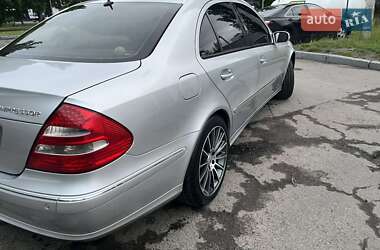 Седан Mercedes-Benz E-Class 2003 в 