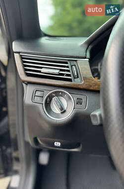 Седан Mercedes-Benz E-Class 2010 в 