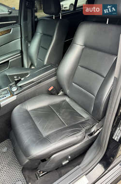Седан Mercedes-Benz E-Class 2010 в 