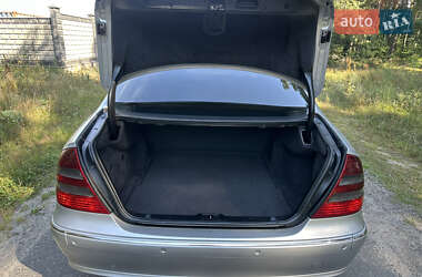 Седан Mercedes-Benz E-Class 2002 в 