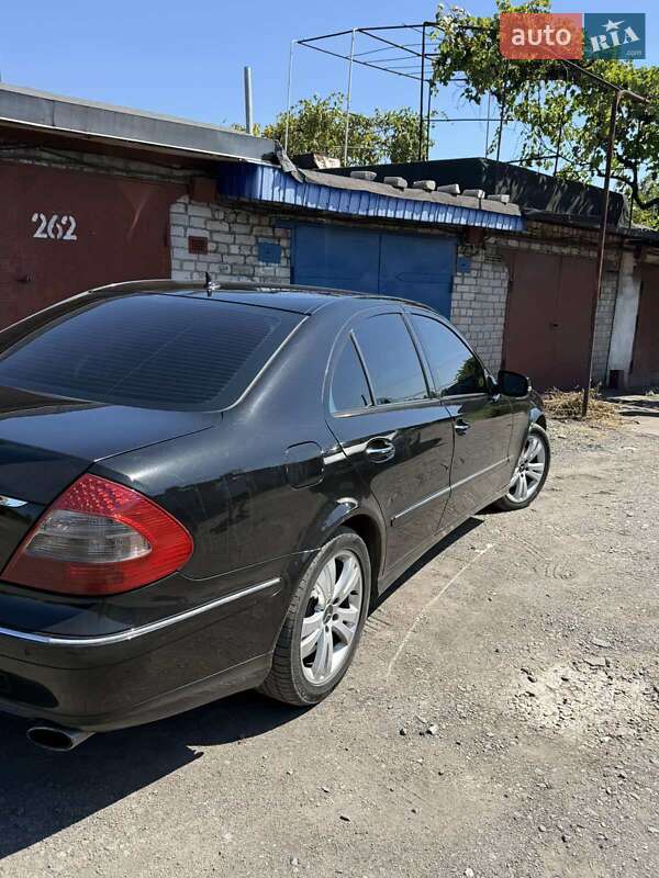 Седан Mercedes-Benz E-Class 2008 в Кривом Роге фото 2 Седан Mercedes-Benz E-Class 2008 в Кривом Роге