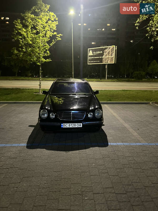 Mercedes-Benz E-Class 2000