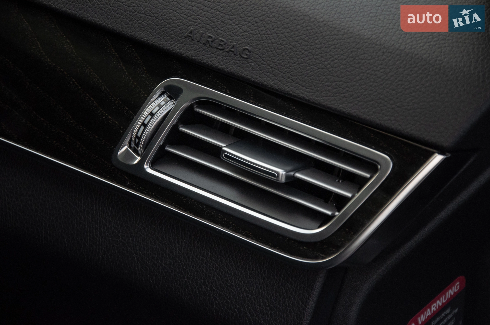 2015 Mercedes-Benz E-klasse - мініатюра 61