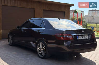 Седан Mercedes-Benz E-Class 2009 в 