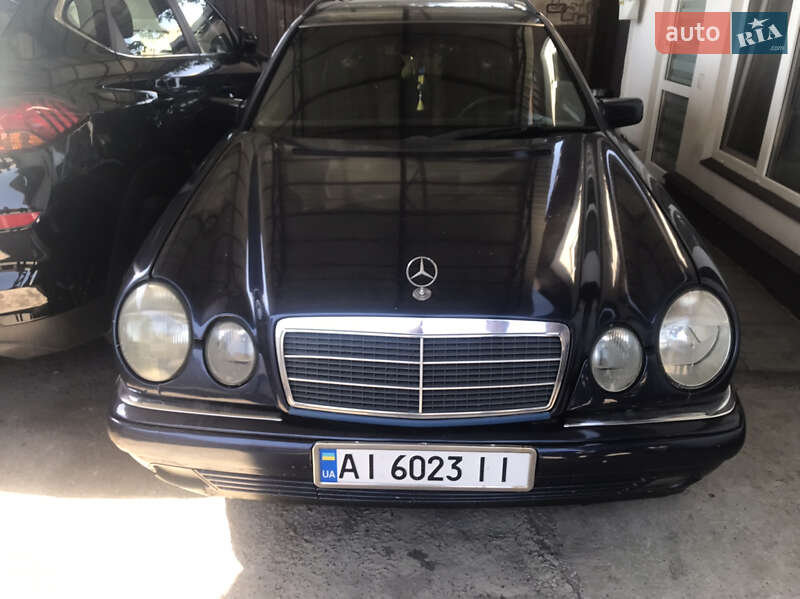 Универсал Mercedes-Benz E-Class 1996 в 