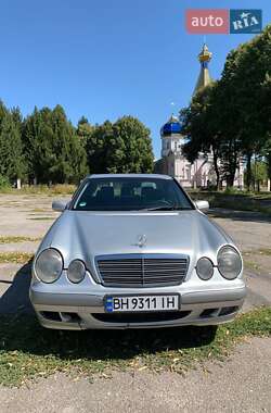 Седан Mercedes-Benz E-Class 2000 в Жмеринці