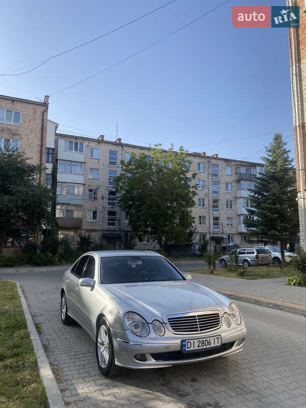 Mercedes-Benz E-Class 2004