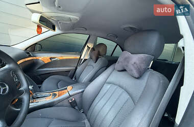 Седан Mercedes-Benz E-Class 2007 в 