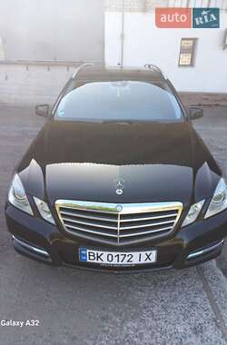 Универсал Mercedes-Benz E-Class 2011 в 