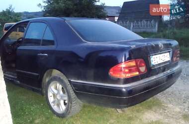 Седан Mercedes-Benz E-Class 1996 в Чернівцях